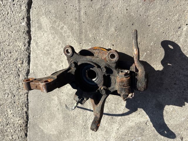 bontott KIA CEED Bal első Csonkállvány Kerékaggyal