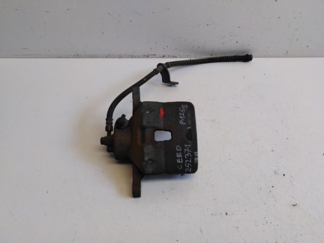 bontott KIA CEED Bal első Féknyereg Munkahengerrel