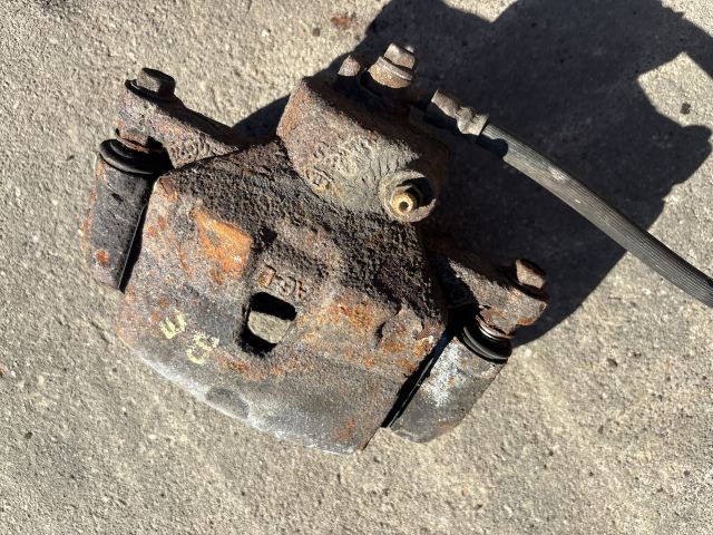 bontott KIA CEED Bal első Féknyereg Munkahengerrel