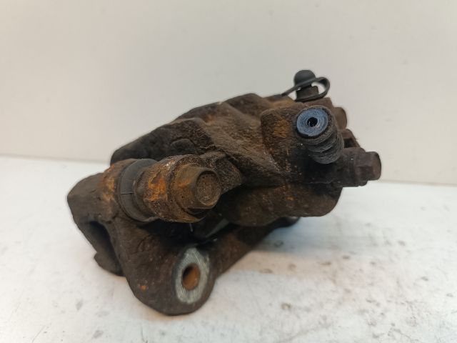 bontott KIA CEED Bal hátsó Féknyereg Munkahengerrel