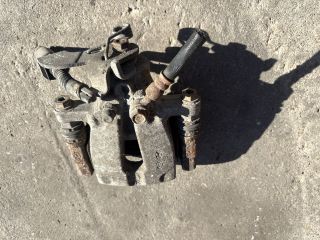 bontott KIA CEED Bal hátsó Féknyereg Munkahengerrel