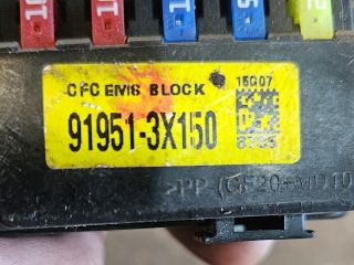 bontott KIA CEED Biztosítéktábla Motortér