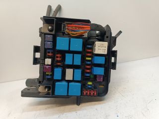 bontott KIA CEED Biztosítéktábla Motortér