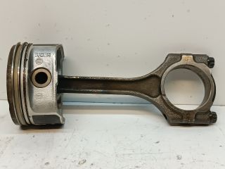 bontott KIA CEED Dugattyú és Hajtókar