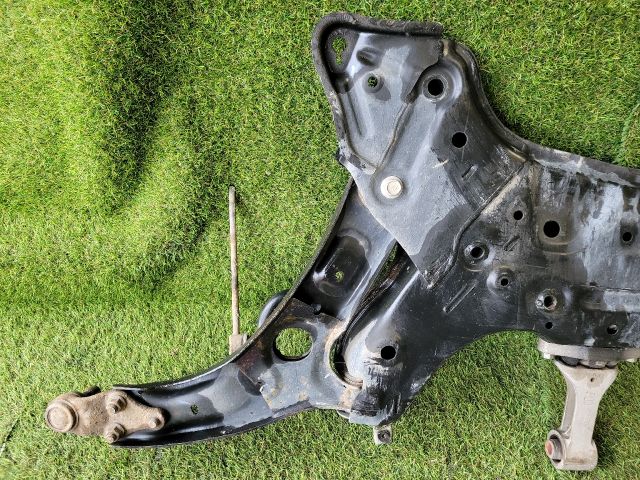 bontott KIA CEED Első Bölcső