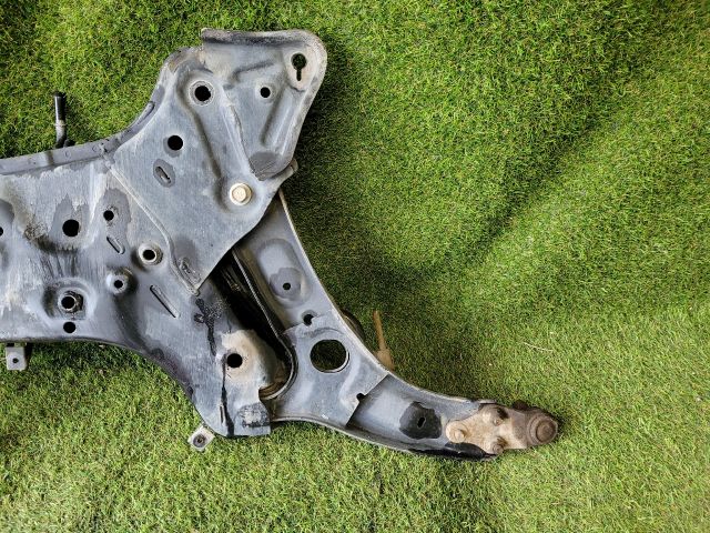 bontott KIA CEED Első Bölcső