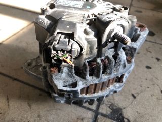 bontott KIA CEED Generátor