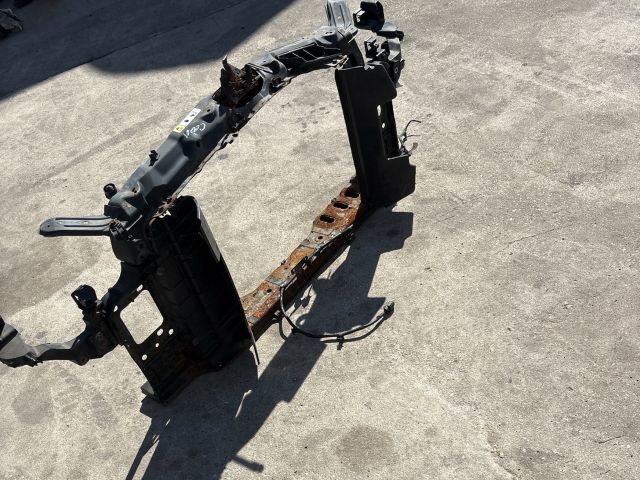 bontott KIA CEED Homlokfal (Üres lemez)