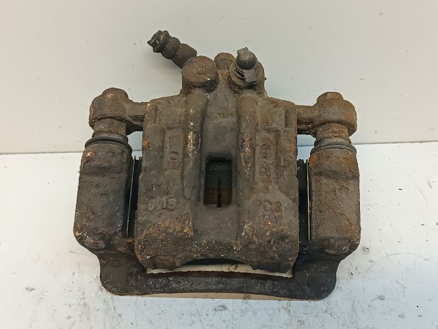 bontott KIA CEED Jobb hátsó Féknyereg Munkahengerrel