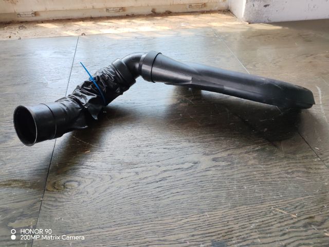 bontott KIA CEED Légbeömlő Cső