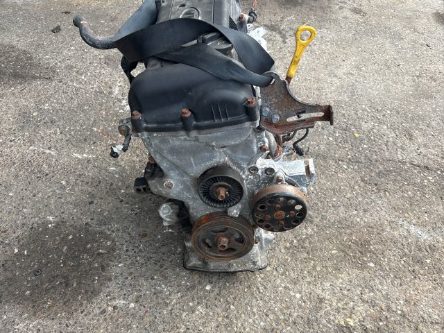 bontott KIA CEED Motor (Fűzött blokk hengerfejjel)