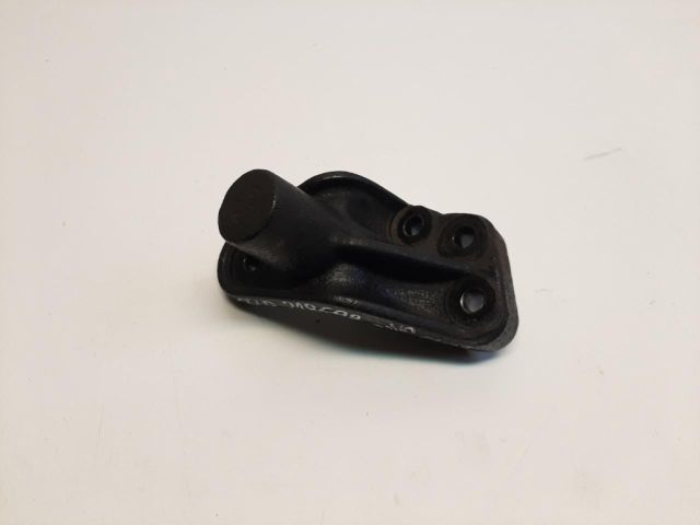 bontott KIA CEED Motor Tartó Bak (Fém)