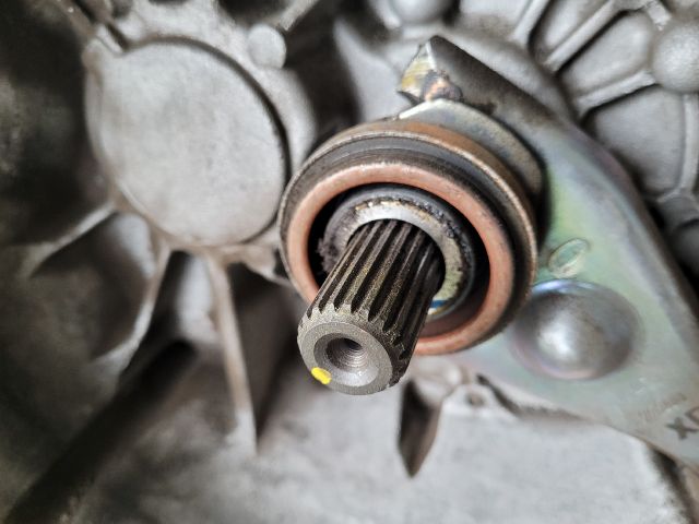 bontott KIA CEED Váltó (Mechanikus)