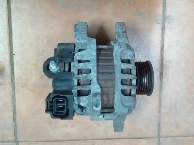 bontott KIA CEED Generátor