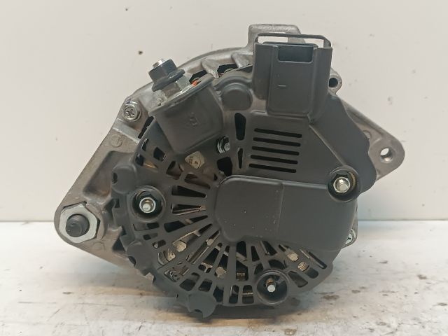 bontott KIA CEED Generátor