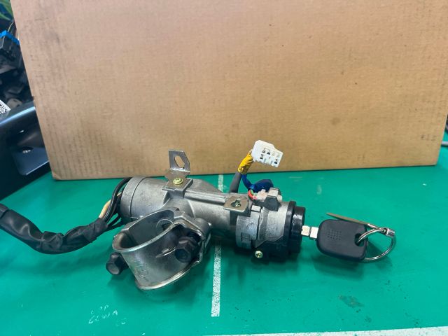 bontott KIA CEED Gyújtáskapcsoló