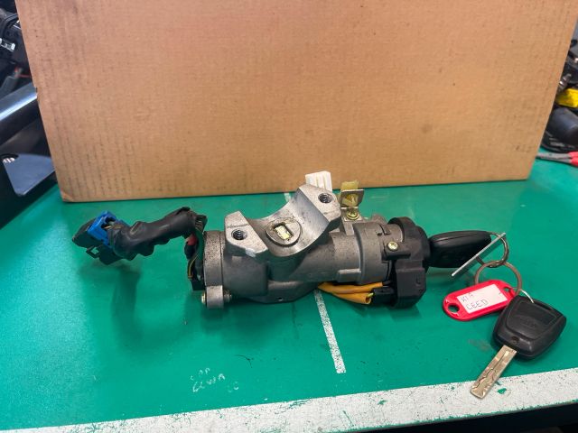 bontott KIA CEED Gyújtáskapcsoló