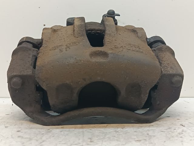 bontott KIA CEED Jobb első Féknyereg Munkahengerrel