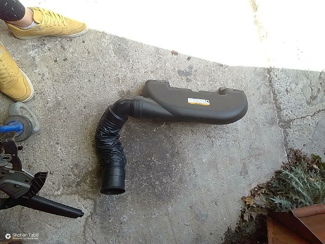 bontott KIA CEED Légbeömlő Cső