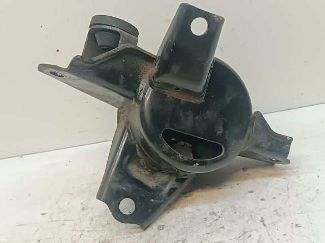 bontott KIA CEED Motor Tartó Bak Bal