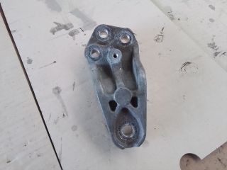 bontott KIA CEED Motor Tartó Bak (Fém)