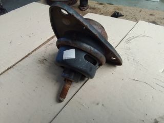 bontott KIA CEED Motor Tartó Bak (Fém)