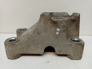 bontott KIA CEED Motor Tartó Bak (Fém)