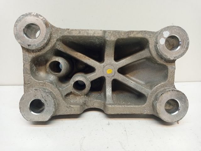 bontott KIA CEED Motor Tartó Bak (Fém)