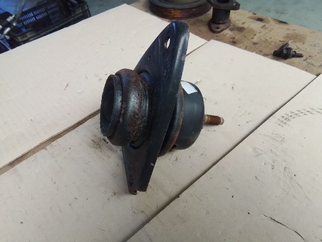 bontott KIA CEED Motor Tartó Bak (Fém)