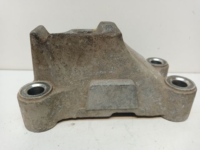 bontott KIA CEED Motor Tartó Bak (Fém)