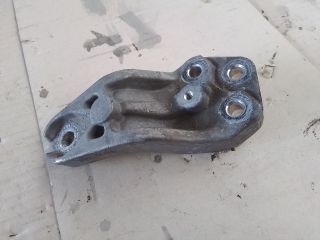 bontott KIA CEED Motor Tartó Bak (Fém)