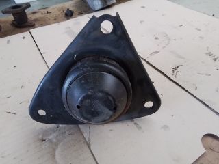 bontott KIA CEED Motor Tartó Bak (Fém)