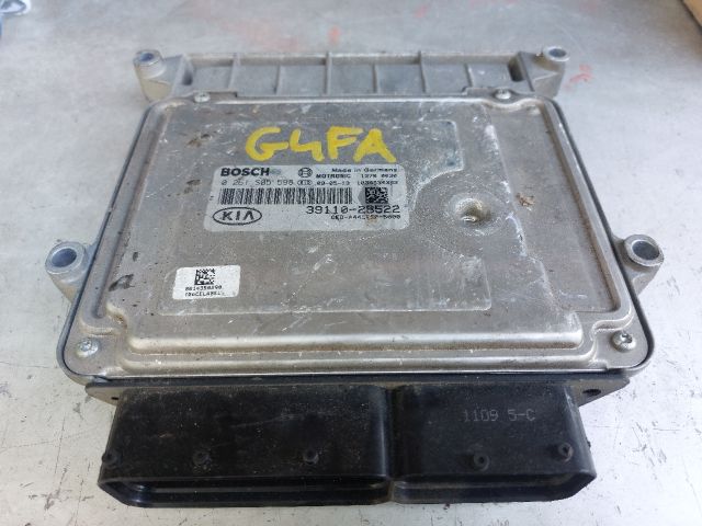 bontott KIA CEED Motorvezérlő