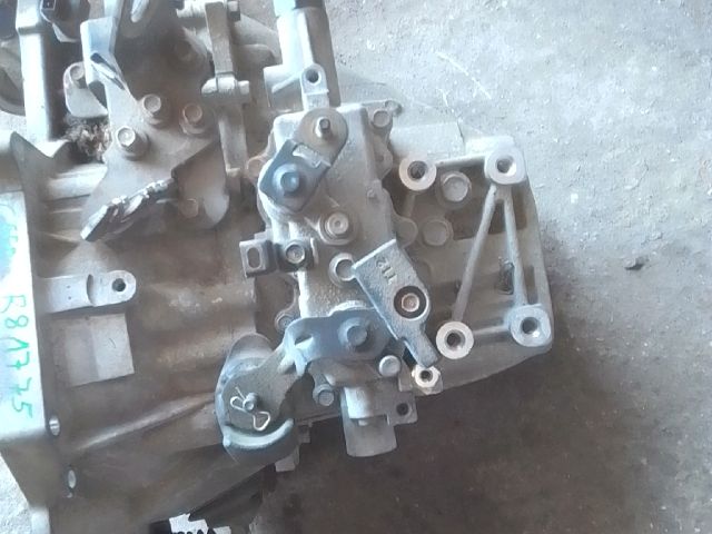 bontott KIA CEED Váltó (Mechanikus)