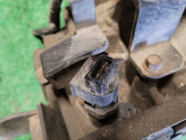 bontott KIA CEED Váltó (Mechanikus)