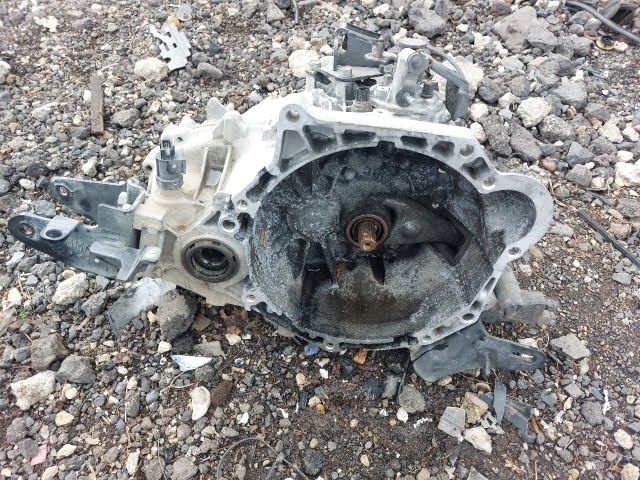 bontott KIA CEED Váltó (Mechanikus)