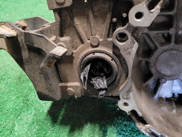 bontott KIA CEED Váltó (Mechanikus)