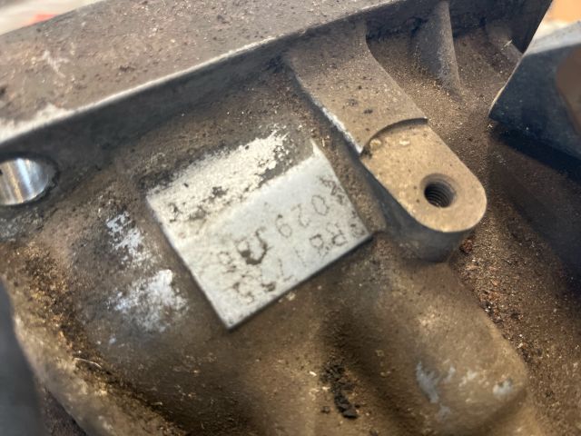 bontott KIA CEED Váltó (Mechanikus)