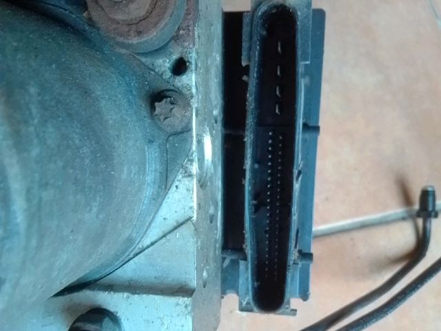 bontott KIA CEED ABS Kocka