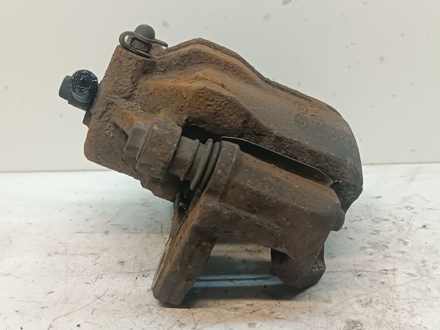 bontott KIA CEED Bal első Féknyereg Munkahengerrel