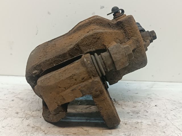 bontott KIA CEED Bal első Féknyereg Munkahengerrel