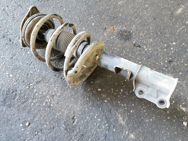 bontott KIA CEED Bal első Gólyaláb (Lengécsillapító, Rugó)