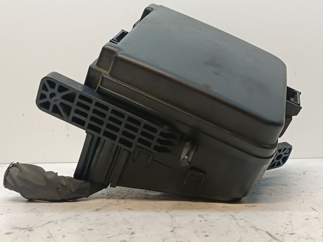 bontott KIA CEED Biztosítéktábla Motortér