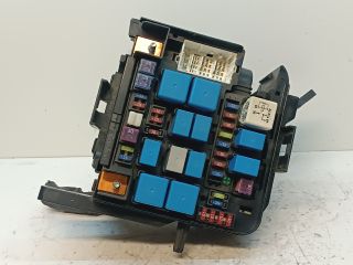 bontott KIA CEED Biztosítéktábla Motortér