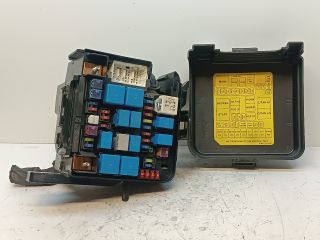 bontott KIA CEED Biztosítéktábla Motortér