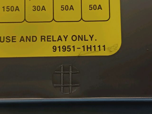 bontott KIA CEED Biztosítéktábla Motortér