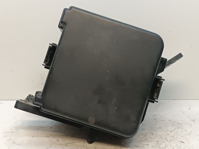 bontott KIA CEED Biztosítéktábla Motortér