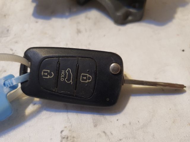 bontott KIA CEED Gyújtáskapcsoló Házzal