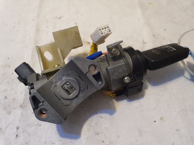 bontott KIA CEED Gyújtáskapcsoló Házzal