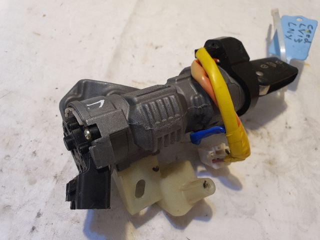 bontott KIA CEED Gyújtáskapcsoló Házzal